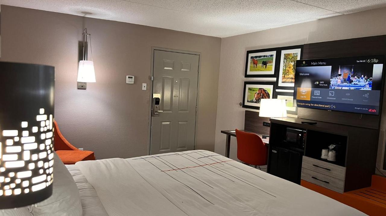 La Quinta Inn Lexington-Horse Park Exterior photo