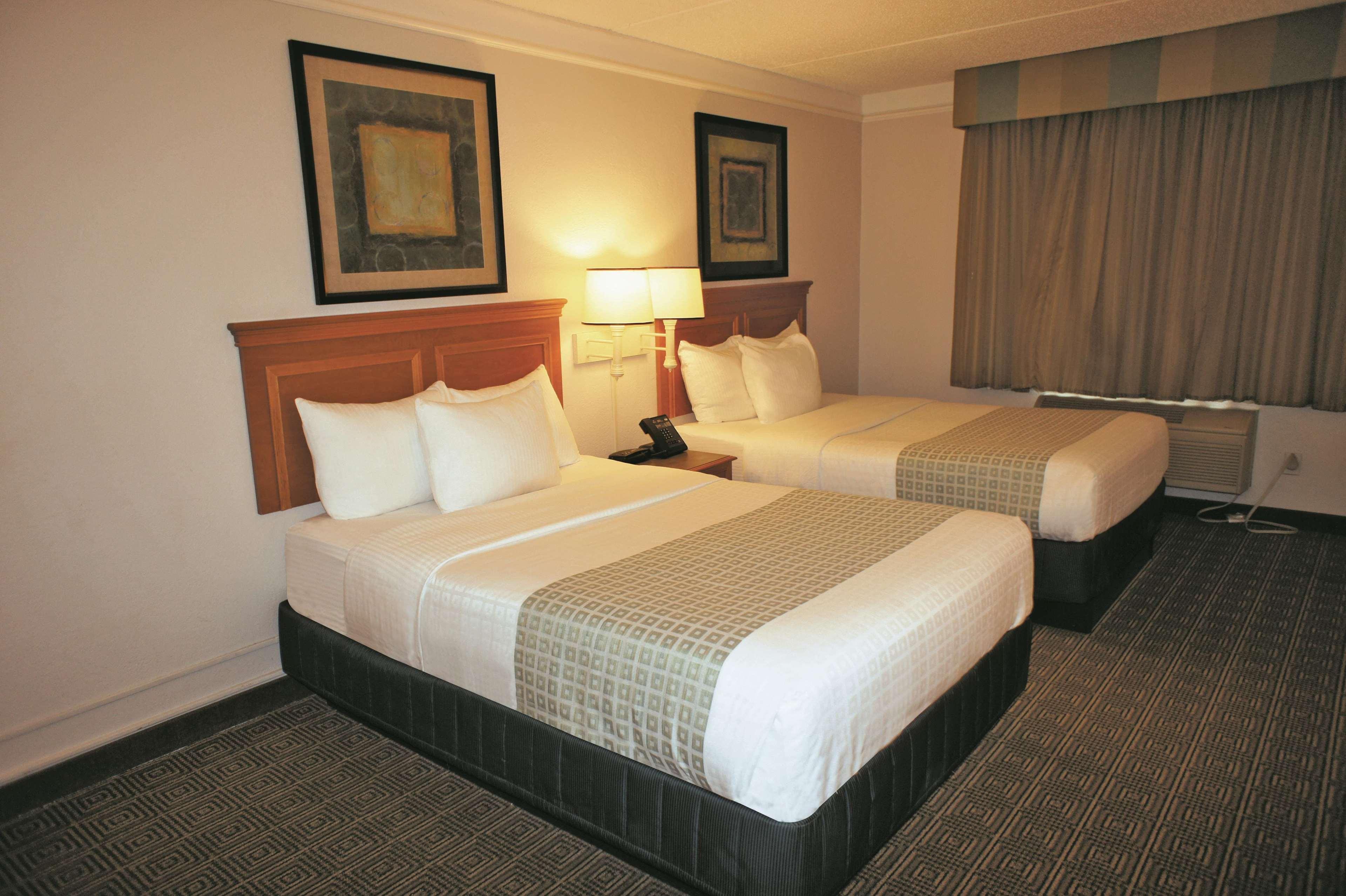 La Quinta Inn Lexington-Horse Park Exterior photo
